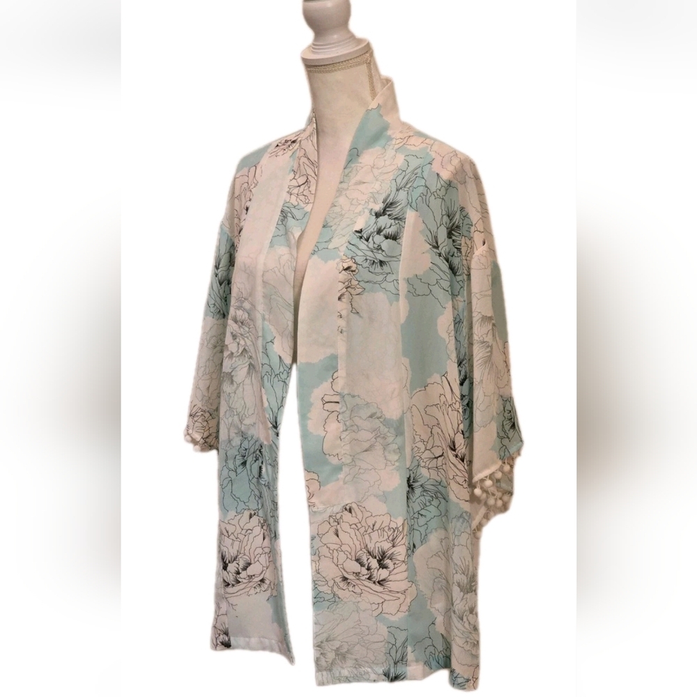 Westport Women’s 1X Kimono Blue Floral Sheer Open Front Boho Pom Pom Trim Beach - Picture 5 of 10